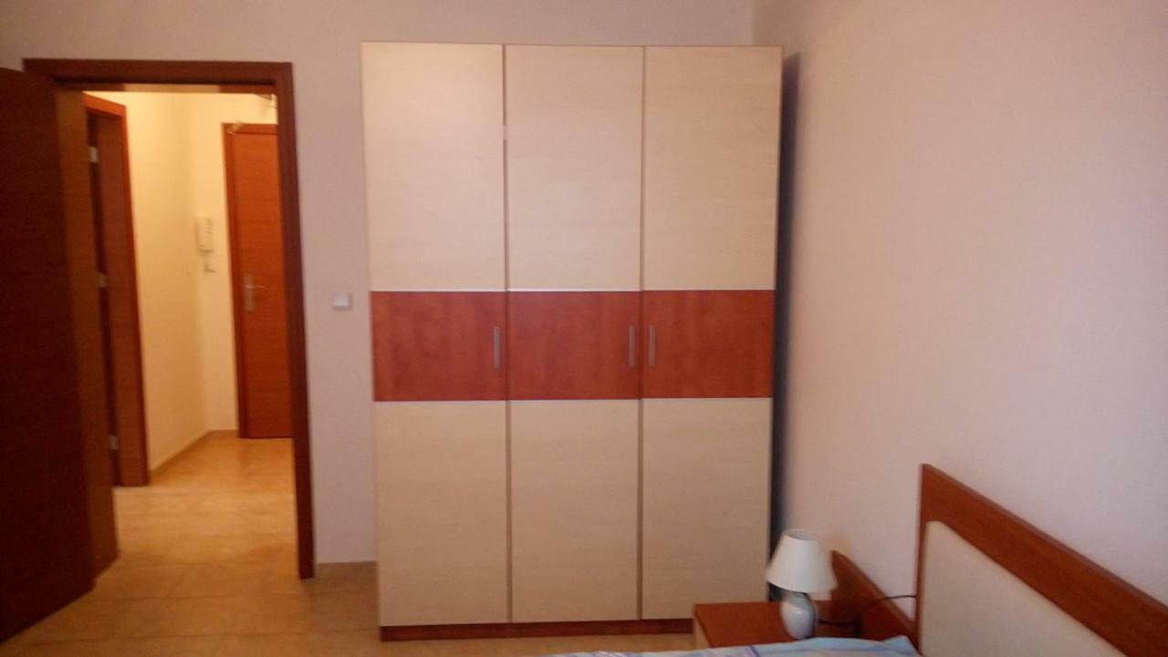 רבדה Apartment In Complex Tara מראה חיצוני תמונה
